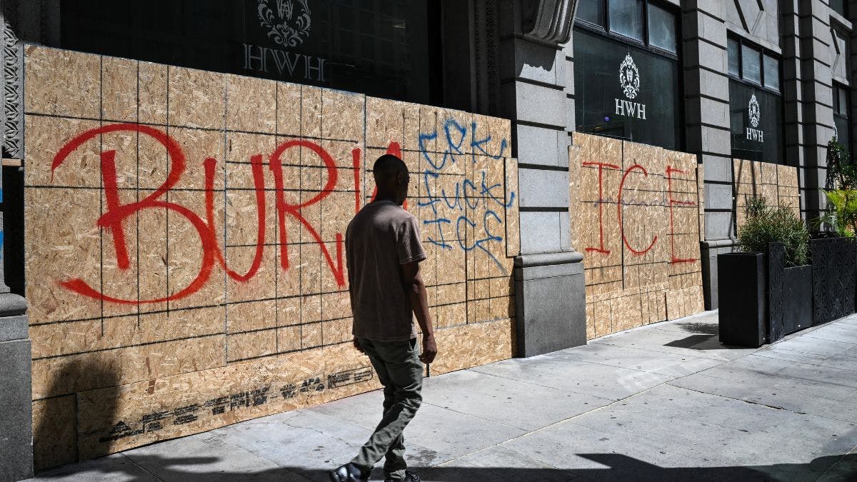 ICE Agents Narrowly Escape Arson Attack In Washington State