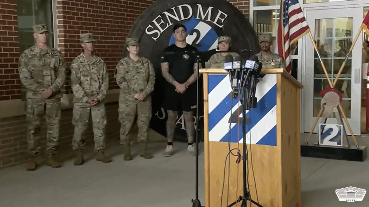 Army Honors Unarmed Soldiers Who Took Down Fort Stewart Shooter