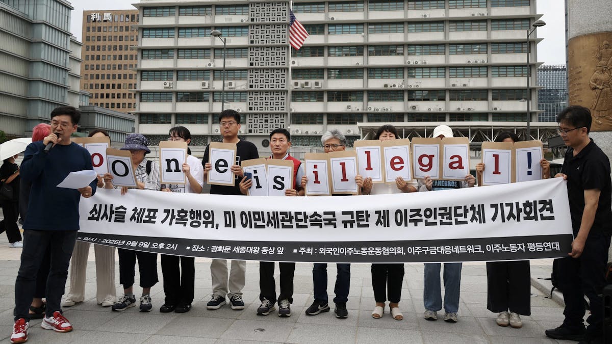 NextImg:South Korea Sending Plane To Retrieve Workers Detained In Georgia Raid