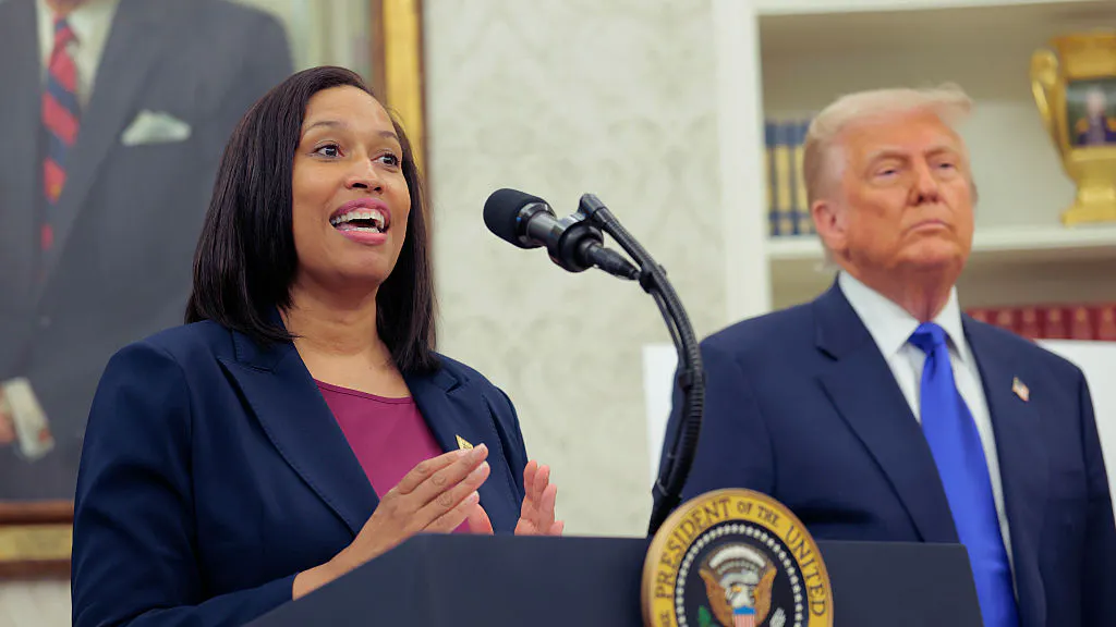 White House Pushes Democrats To Follow DC Mayor’s Lead, Partner With Trump