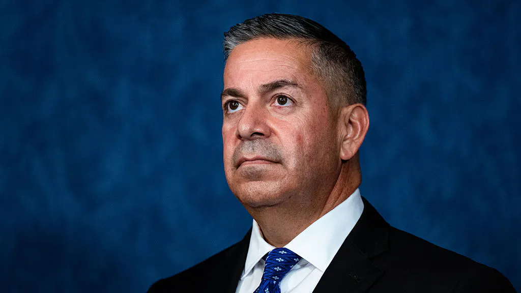 Dem Makes A Mockery Of Capitol Hill Hearing, Says RFK Jr. Does Not ‘Deserve’ His Starfish Pin