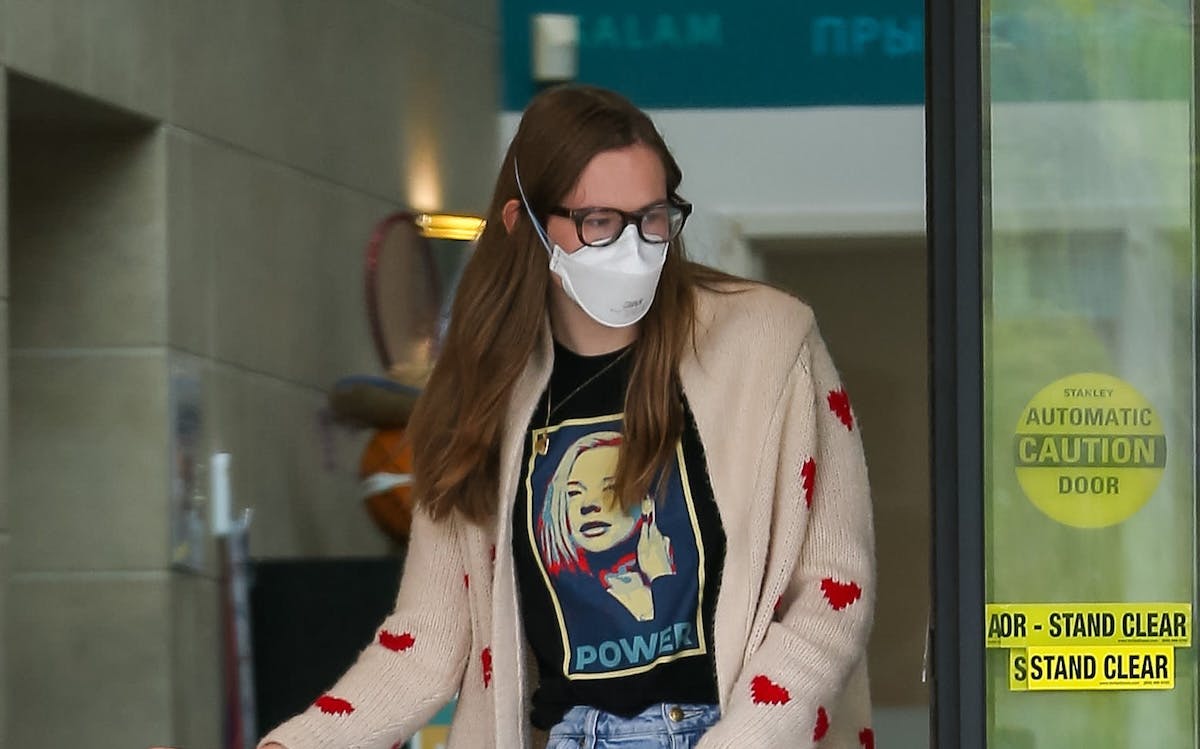 Ben Affleck’s Daughter Masks Up For UN Speech About COVID