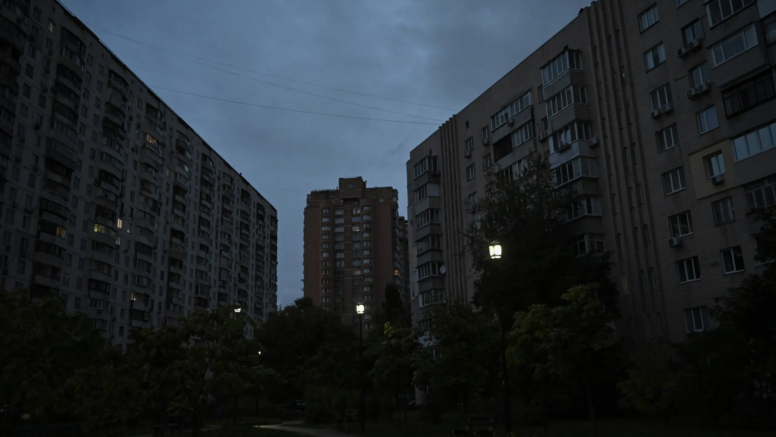 Thousands In Kyiv Plunged Into Darkness After Mass Russian Attack