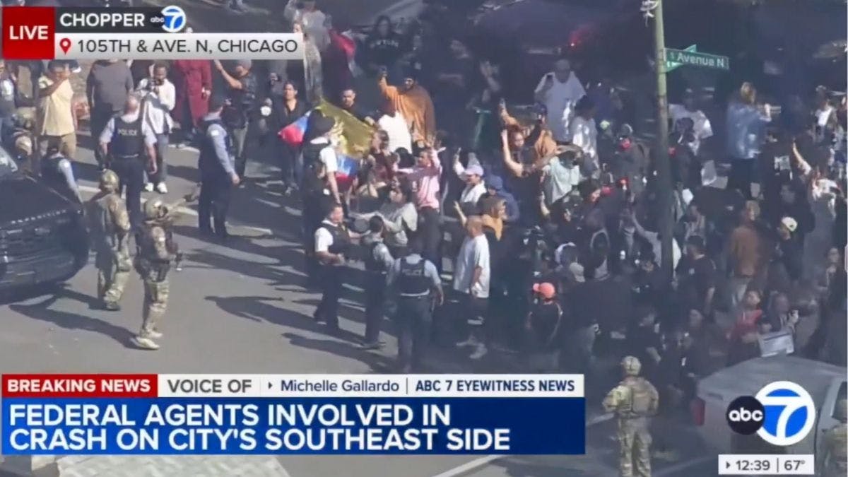 NextImg:Rioters In Chicago Hurl Rocks At Feds After Illegal Immigrant Rams Border Patrol Car