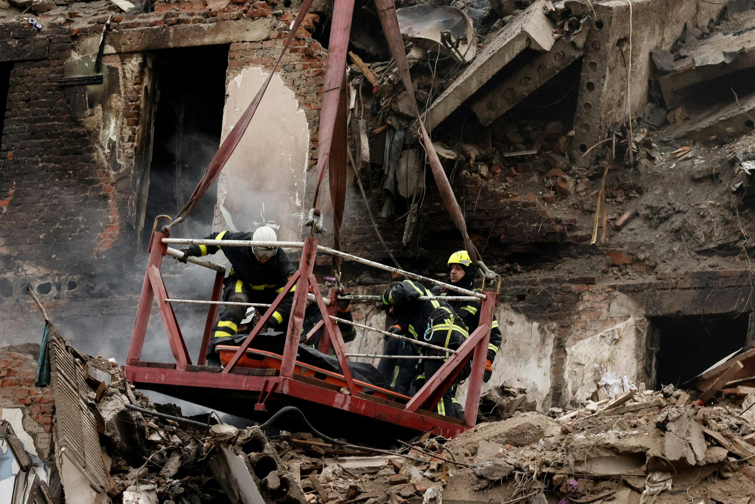 Trump Admin Threatens To Cut Off Ukraine Weapons, Intel To Force Peace Deal, Sources Say