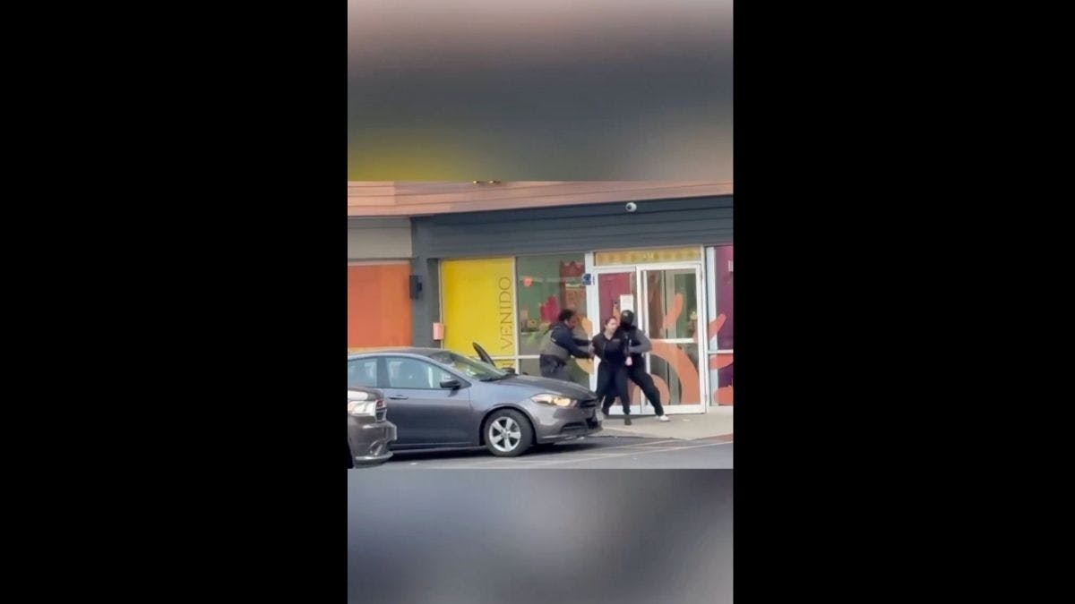 Illegal Immigrant Attempts To Hide From ICE In Chicago Daycare