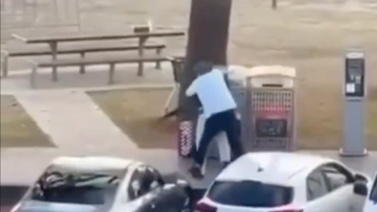 WATCH: Civilian Ambushes Terrorist At Bondi Beach, Wrestles Rifle Away