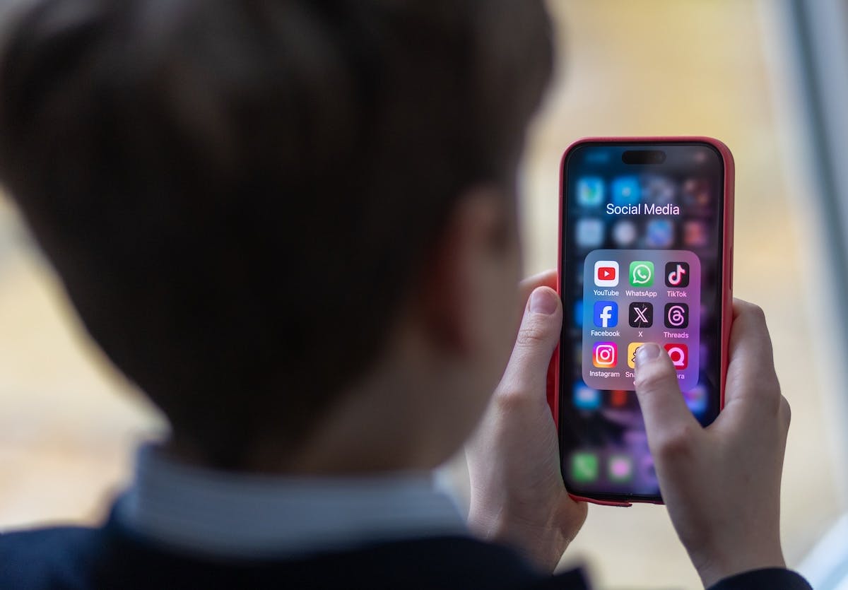 Children Given Smartphones By Age 12 Have Greater Risk Of Depression And Obesity, Study Finds