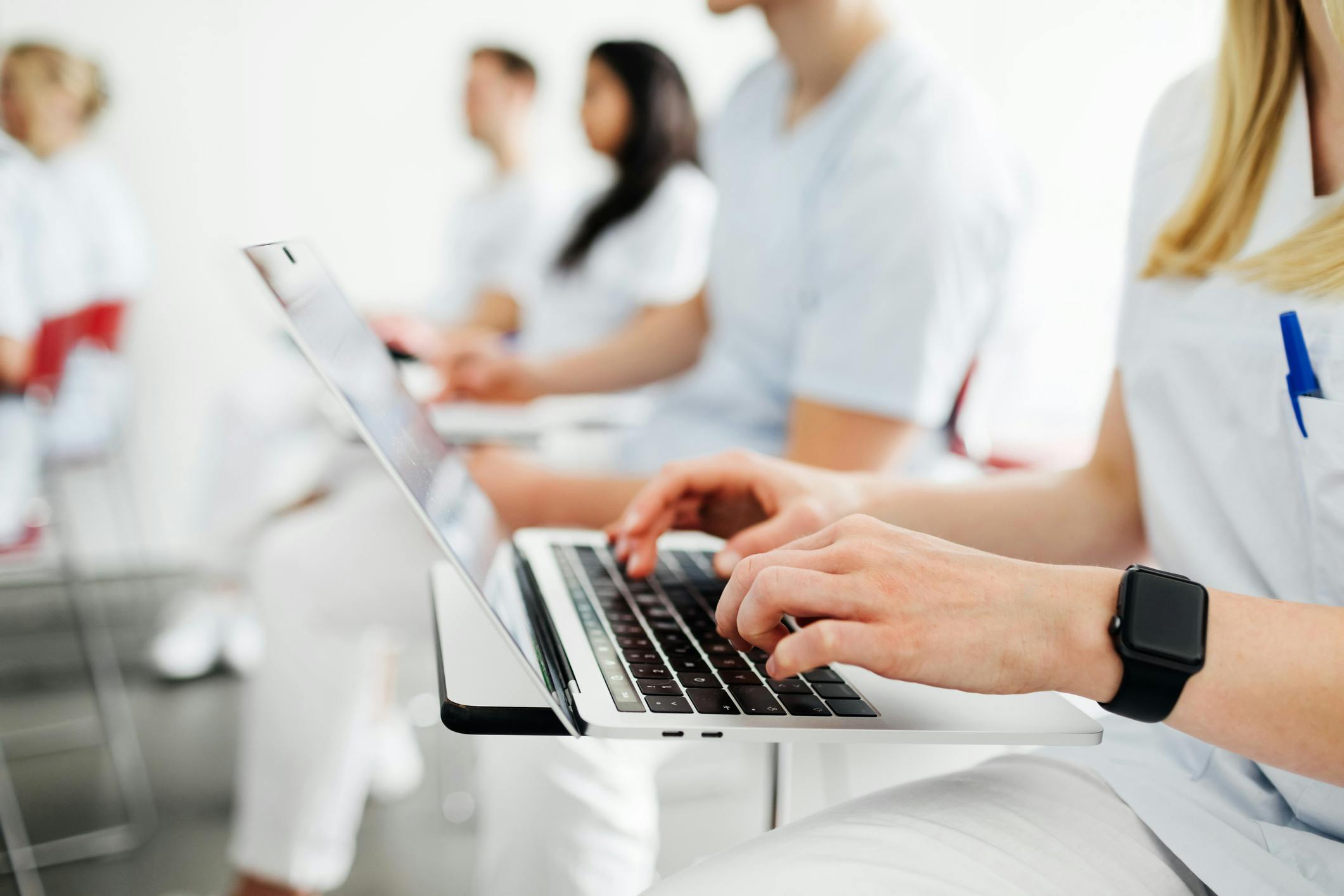 Justice Department Accuses Med School Of Discriminating Against White And Asian Students