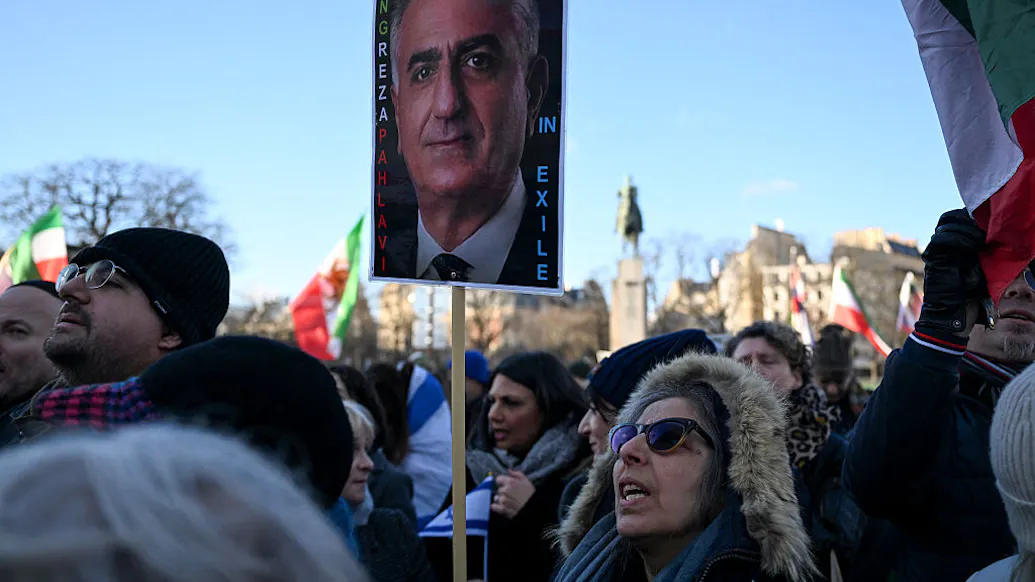 Iran’s Pahlavi Calls For Action: The Crown Prince Challenges The Crumbling Walls Of Tehran