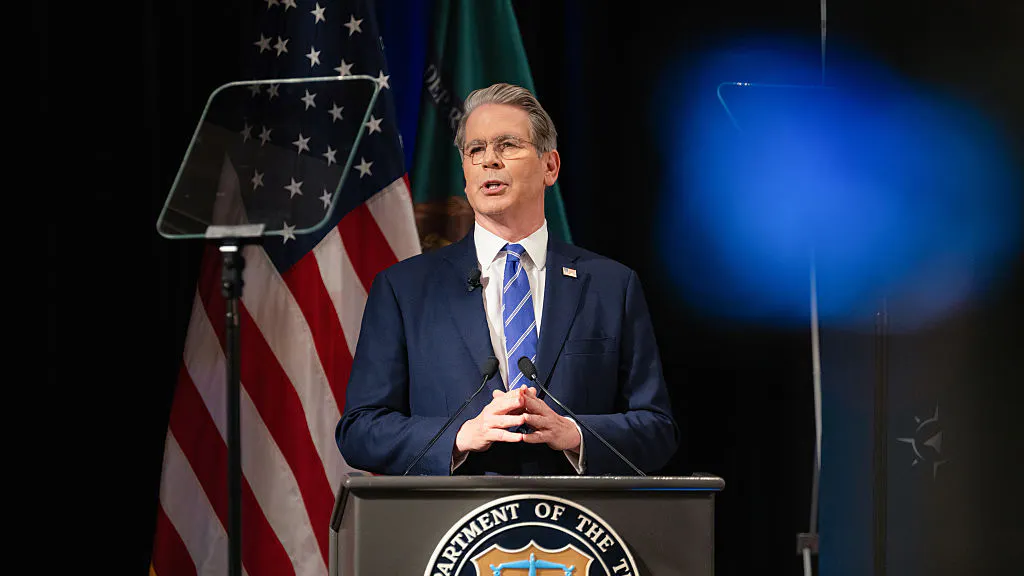 Feds Flag Financial Institutions That May Have Sent Money To Somali Terrorist Org