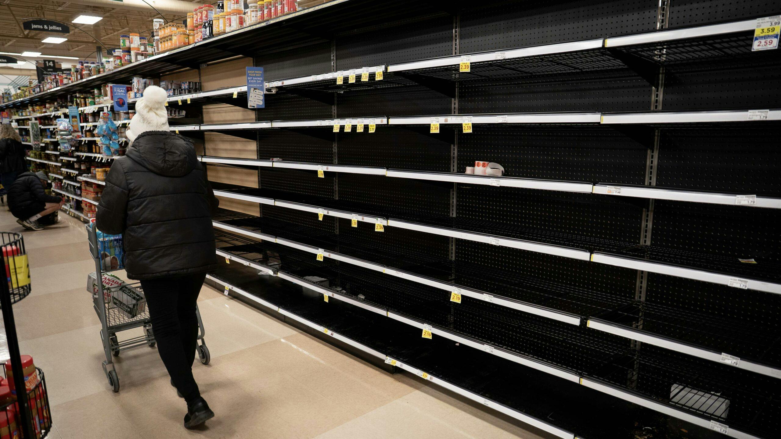 Snow Starts Falling In Texas, Oklahoma As Eastern U.S. Braces For Winter Storm