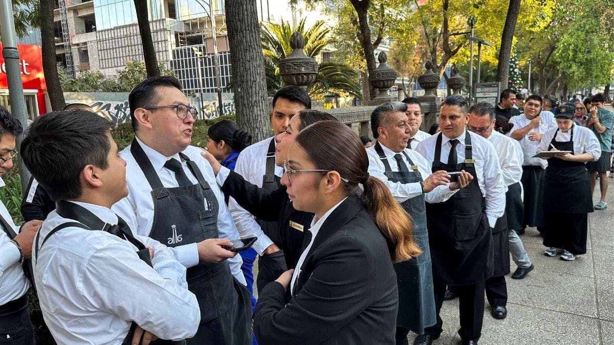 Strong Earthquake Jolts Southern Mexico, Sends People Scrambling During President’s Press Conference