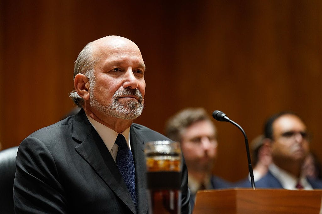 Trump Cabinet Secretary Confirms He Visited Epstein’s Island With Wife And Children In 2012