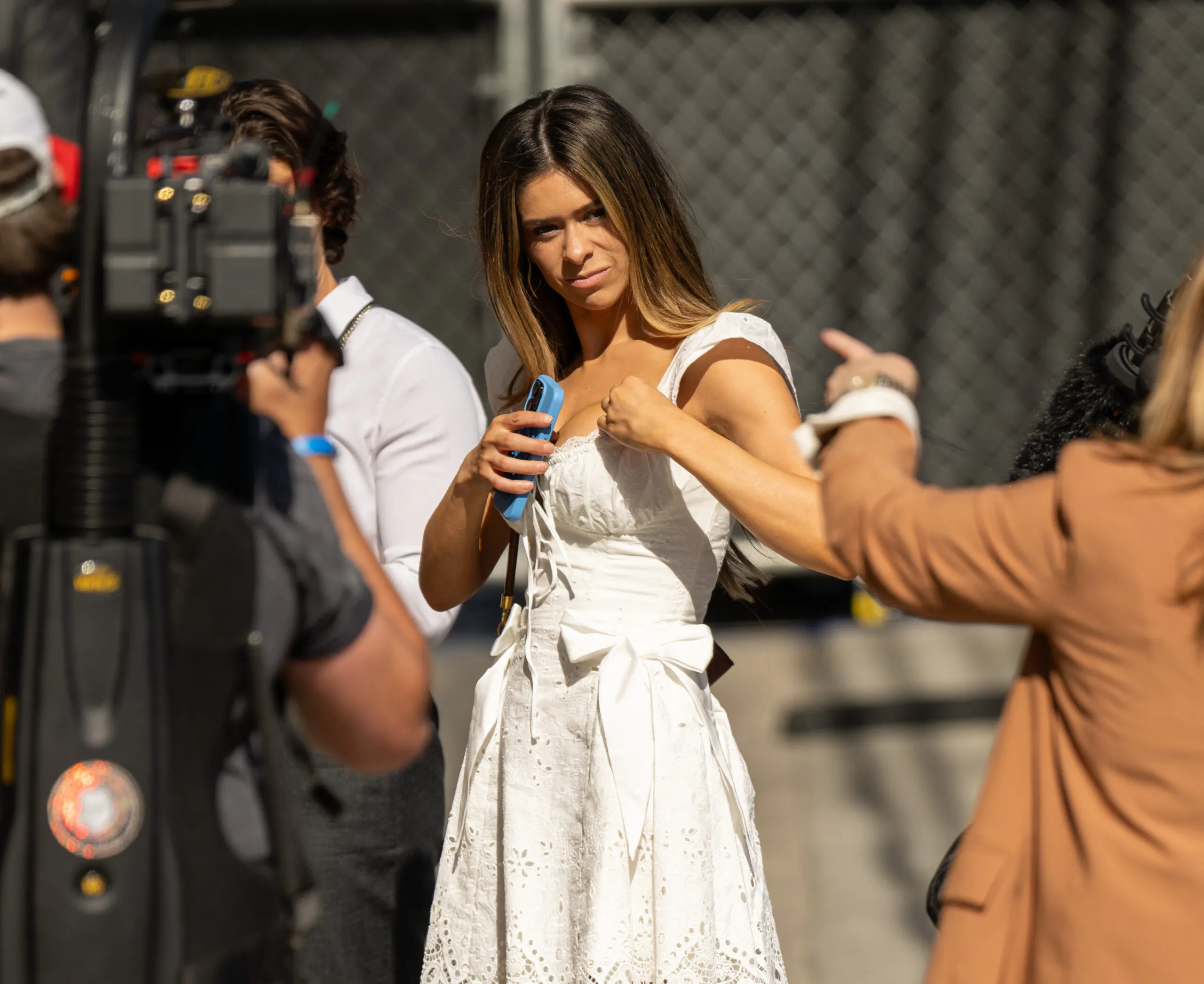 Taylor Frankie Paul Steps Out Smiling And Lets Her Outfit Do The Talking