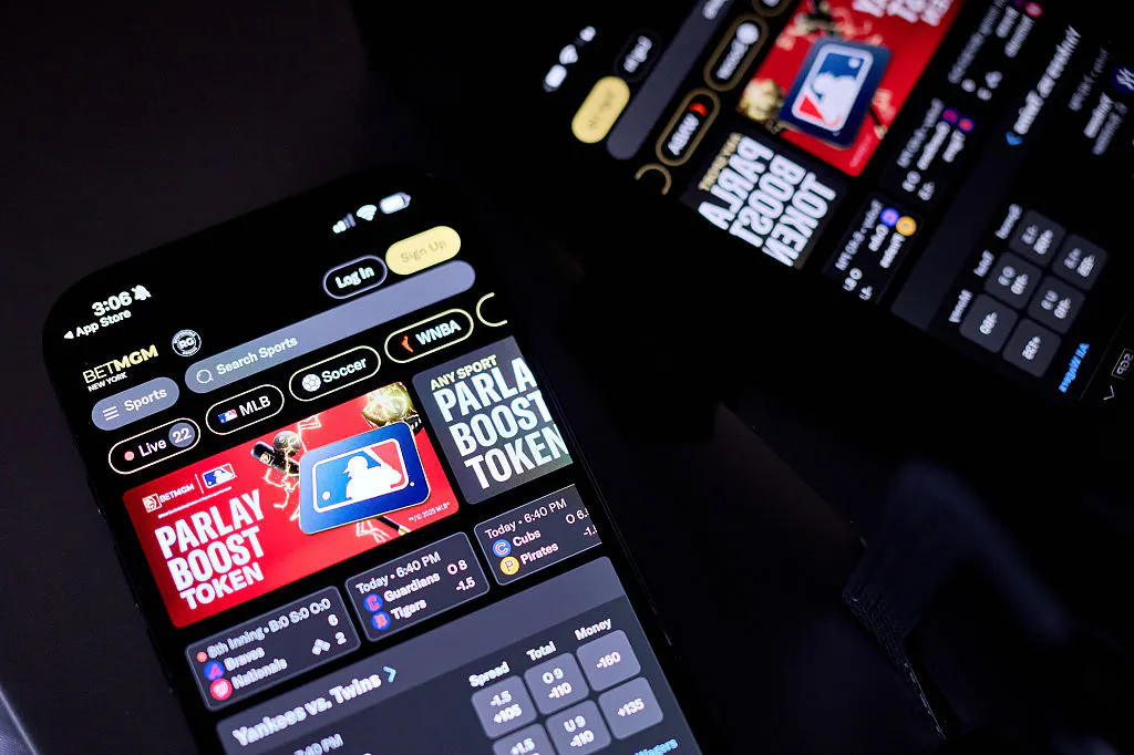 Anti-Gambling ‘Expert’ Set To Brief Senate On ‘Integrity’ Owes Millions To Victims He Defrauded