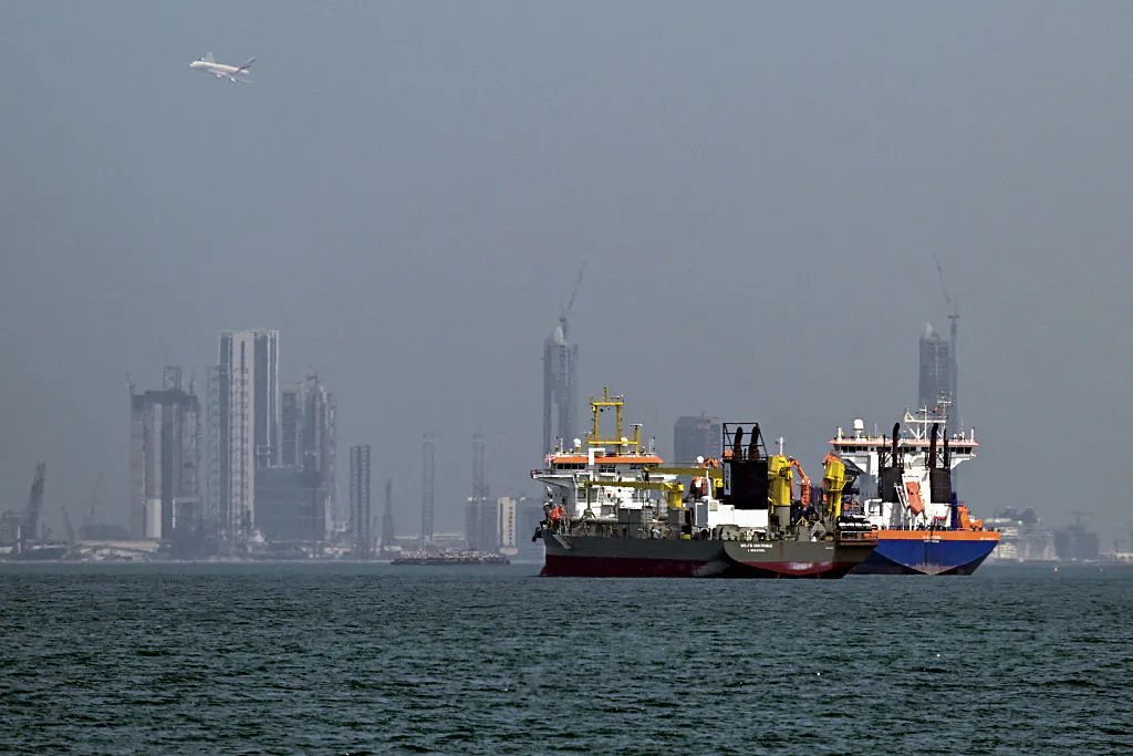 More Middle East Trouble: Massive Oil Leak Discovered In Ocean Near Strait Of Hormuz