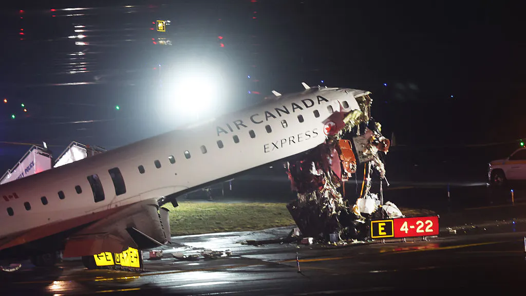 All Flights Cancelled At NYC’s LaGuardia After Deadly Runway Collision