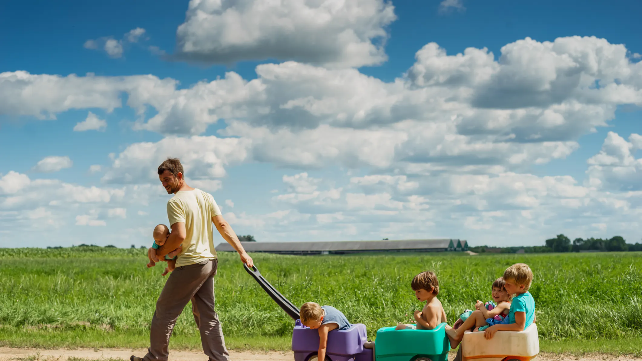 I’m One Of 11 Kids. Here’s Why The Internet Doesn’t Realize Big Families Are Great.