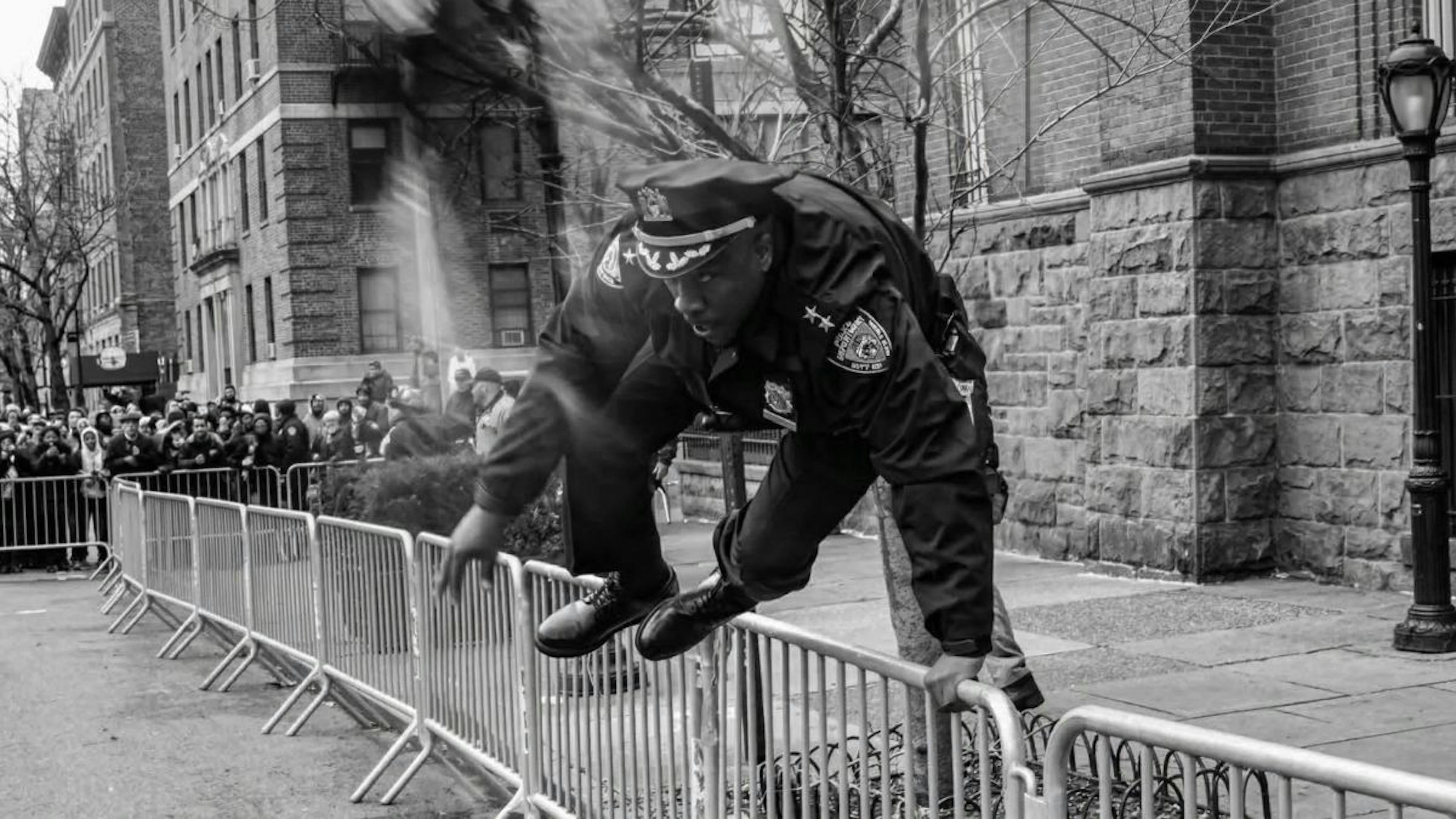 Hero NYPD Chief Seen Chasing ISIS Terror Suspects Relives His Split-Second Decision