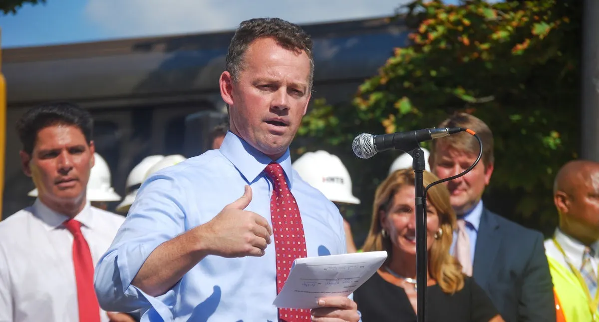 Three-Way GOP Race Heats Up As China Deal Haunts Hopeful