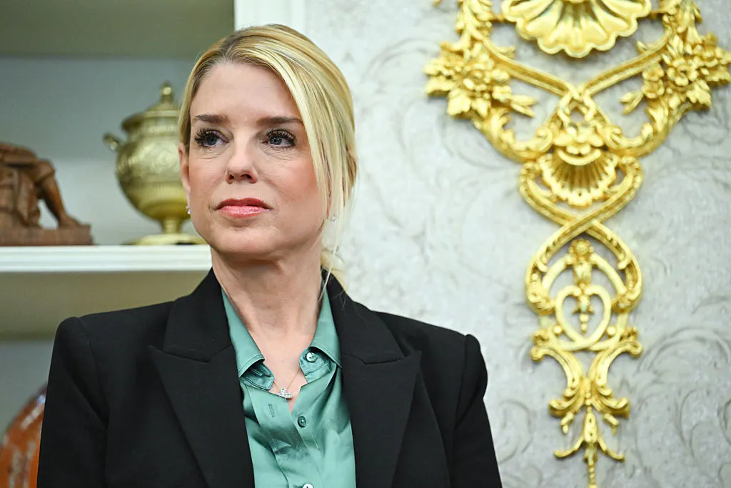 Pam Bondi Diagnosed With Thyroid Cancer After DOJ Exit, Report Says