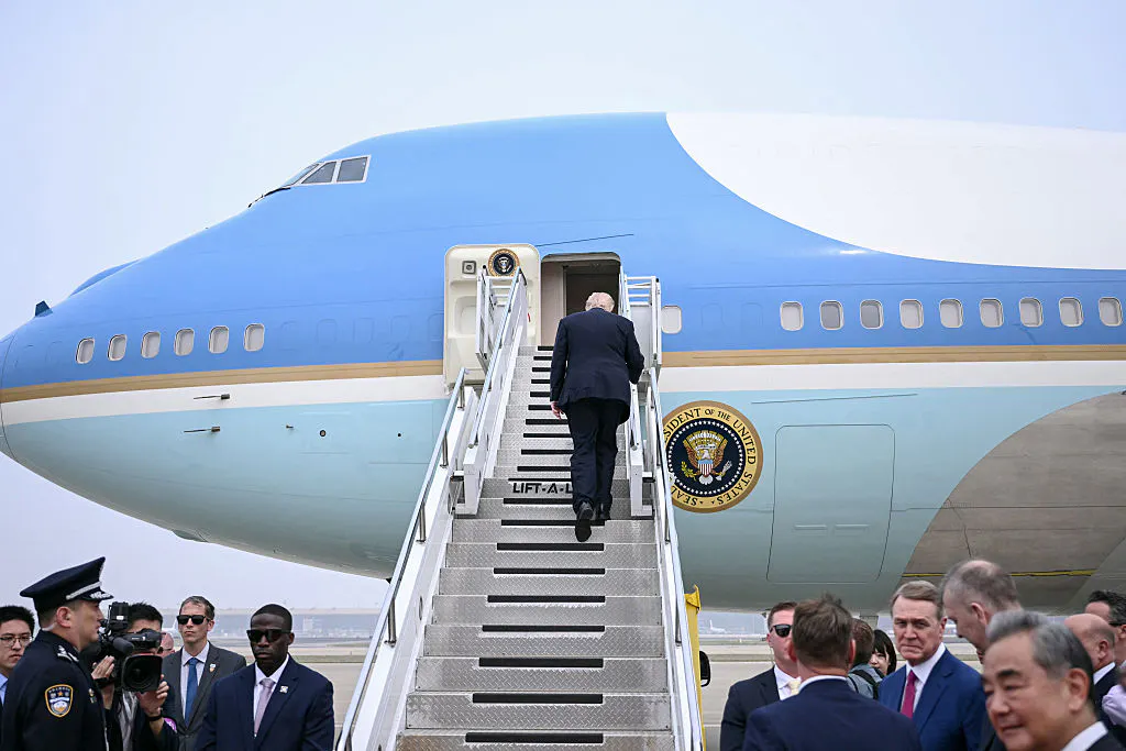 The Chinese Gifts Tossed Before Boarding Air Force One