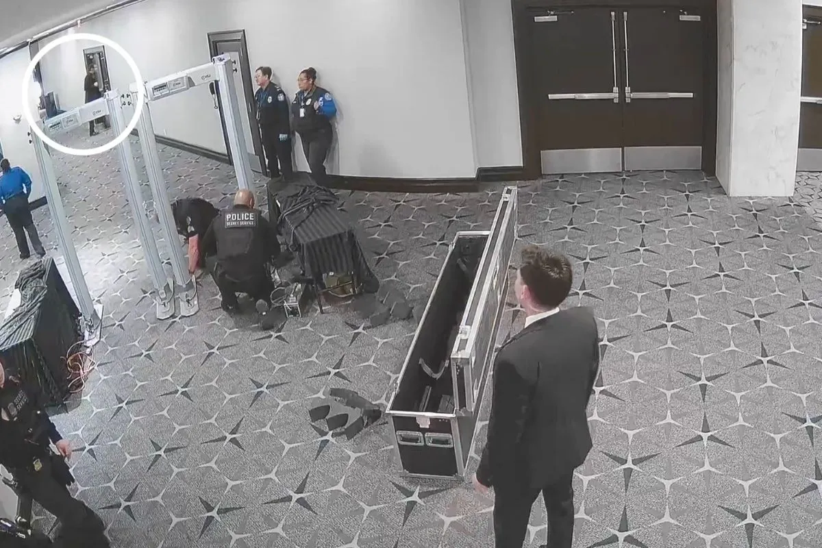 WATCH: Police Dog Appeared To Flag Wannabe Trump Assassin Seconds Before Attack