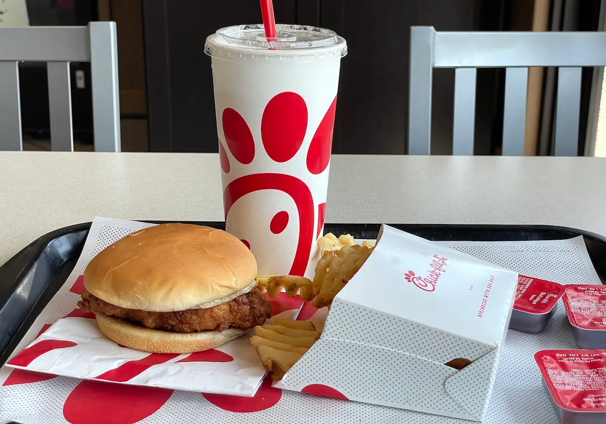 Who Just Knocked Chick-fil-A Off The Top Spot?