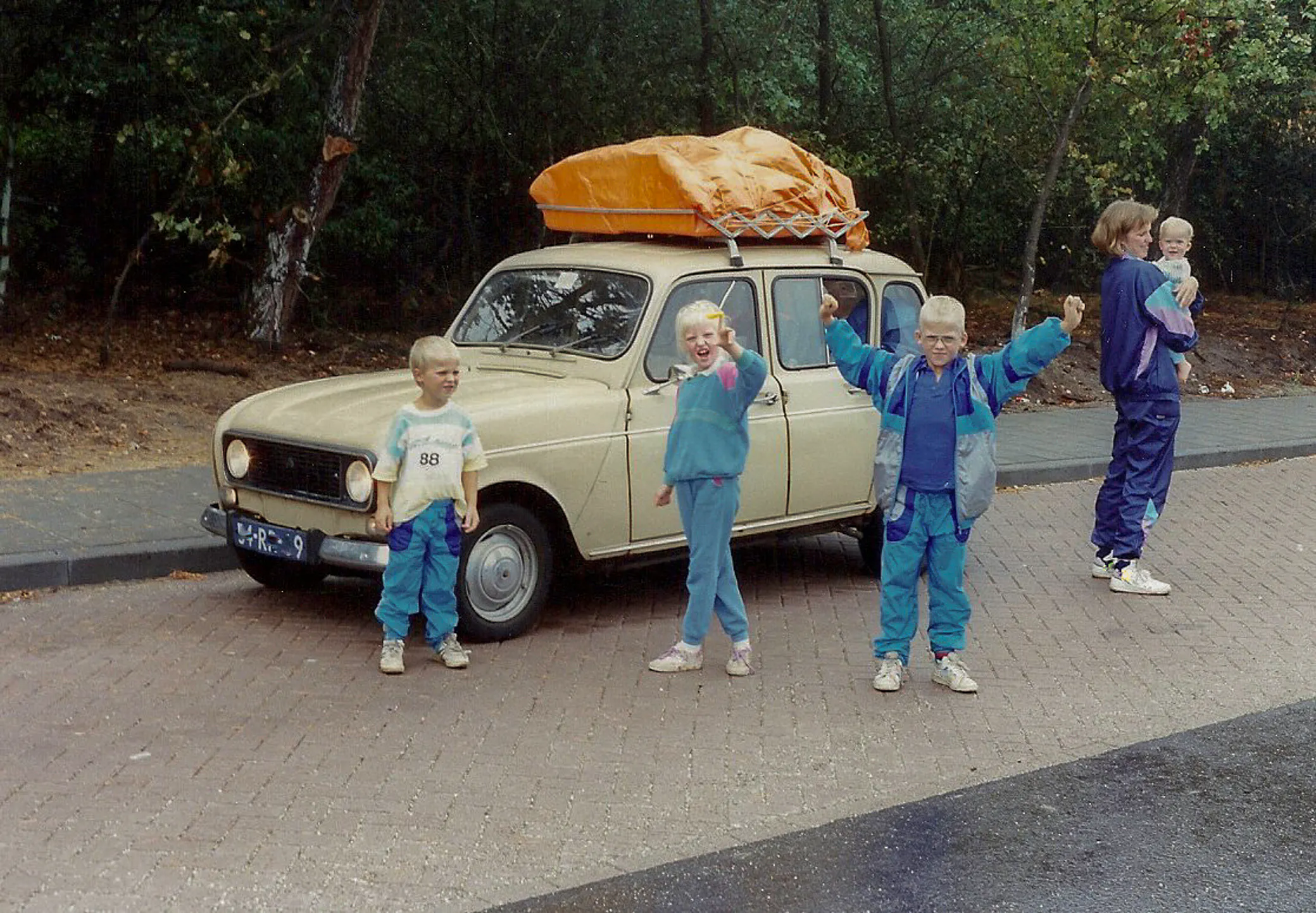 Seven Tips For Family Road-Tripping That Will Save Your Vacation (And Your Sanity)