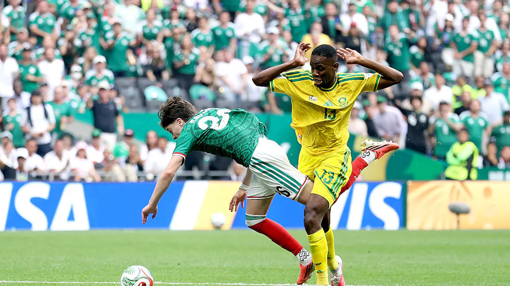 South African Sithole Has Nightmare Start To World Cup
