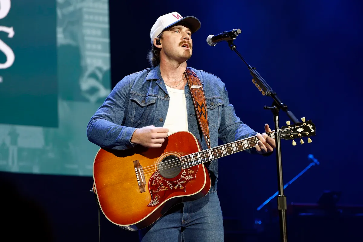VIDEO: Morgan Wallen Snatches Phone From Security Guard, Chucks It Across Stage