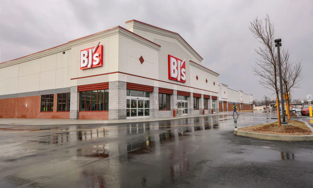 WATCH: Insane Moment BJ’s Ceiling Caves In On Shoppers