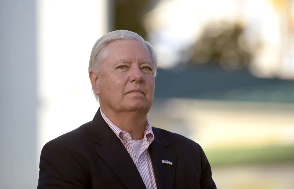 Senate Honors Lindsey Graham, Passes New Russia Sanctions