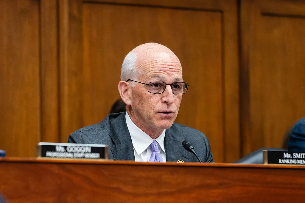 Top Dem Folds To Anti-Israel Mob After Attacks On His Family