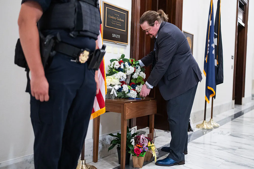 WATCH: The Tribute To Lindsey Graham Tom Cotton Just Showed GOP Senators, Marco Rubio