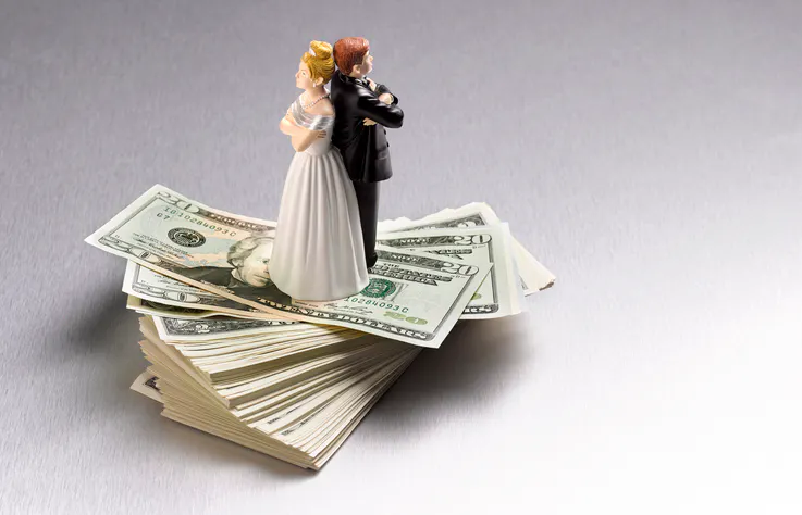 The Marriage Issue That Has Couples Asking: ‘For Love, Or Money?’