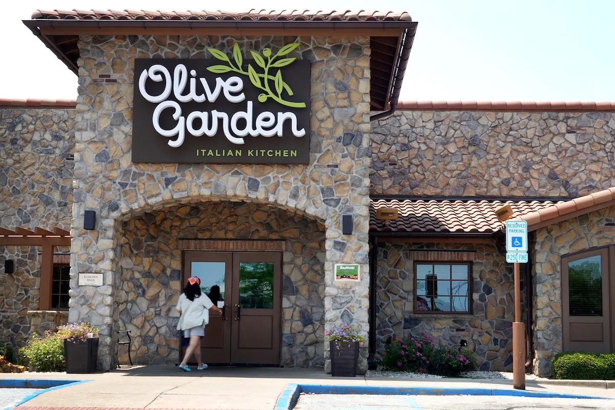 Olive Garden Revives Wildly Popular Deal After Seven-Year Hiatus