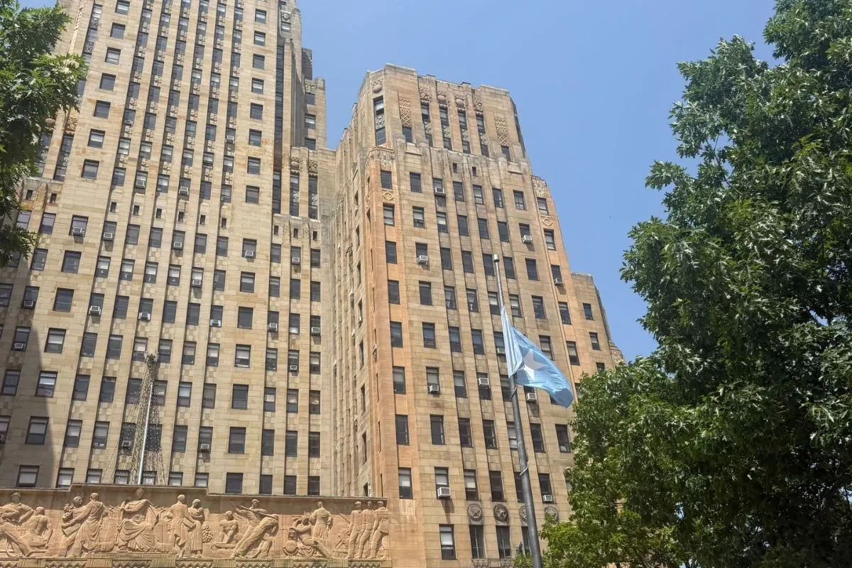 Patriots Rip Down Somali Flag In American City Square After Officials Cancel July 4 Fireworks