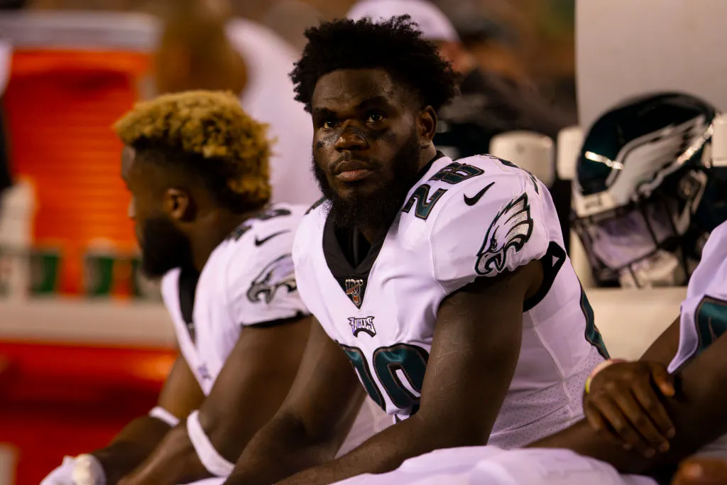 Former Super Bowl Champ Could Leave Prison Early To Be With Dying Child