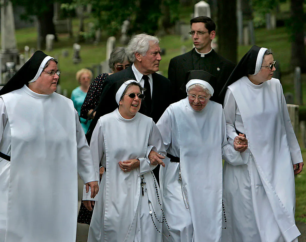 The Catholic Nuns Fighting New York’s Suicide Mandate