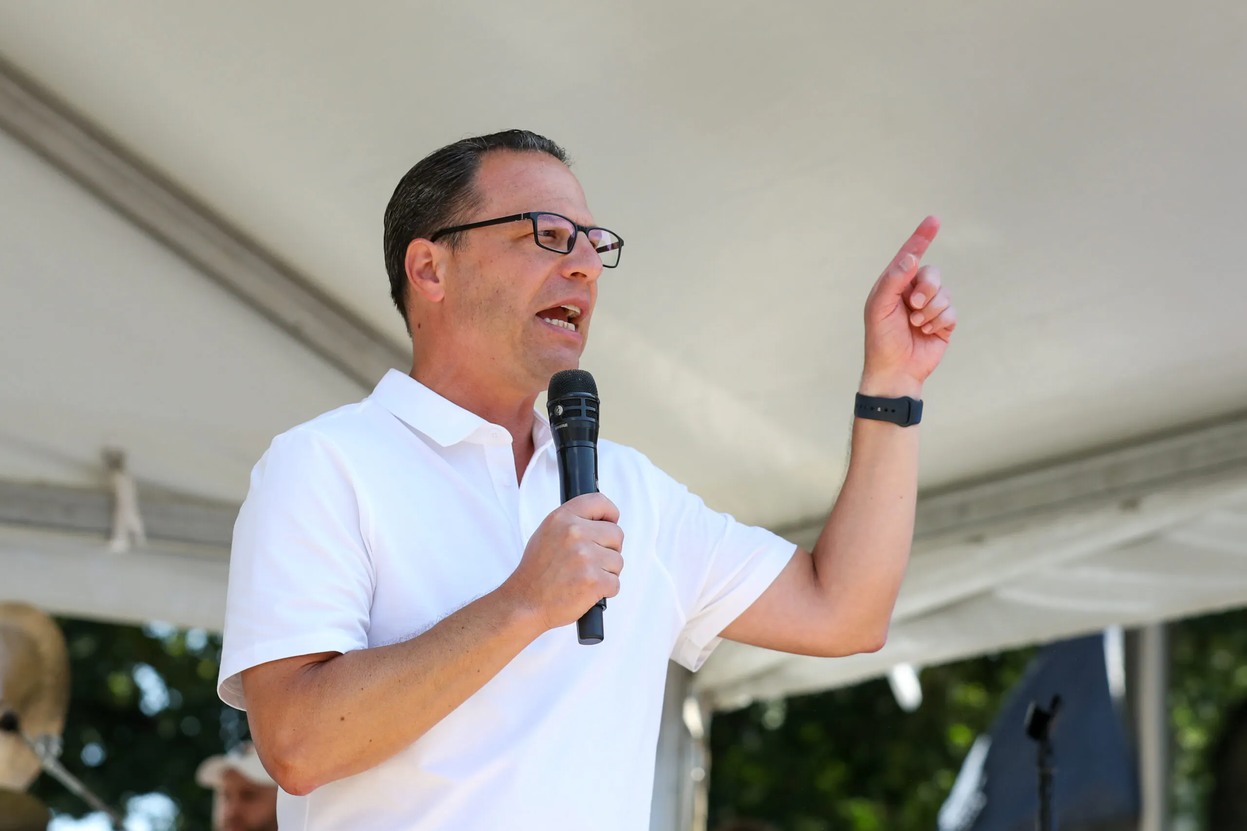 Democrat Governor Wants To Remove ‘Mothers’ And ‘Pregnant Woman’ From State Health Code 