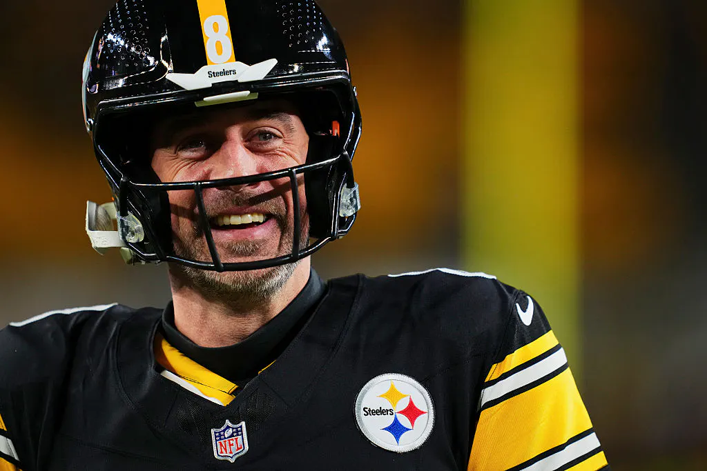 Aaron Rodgers Rips Into Fauci During Live On ESPN