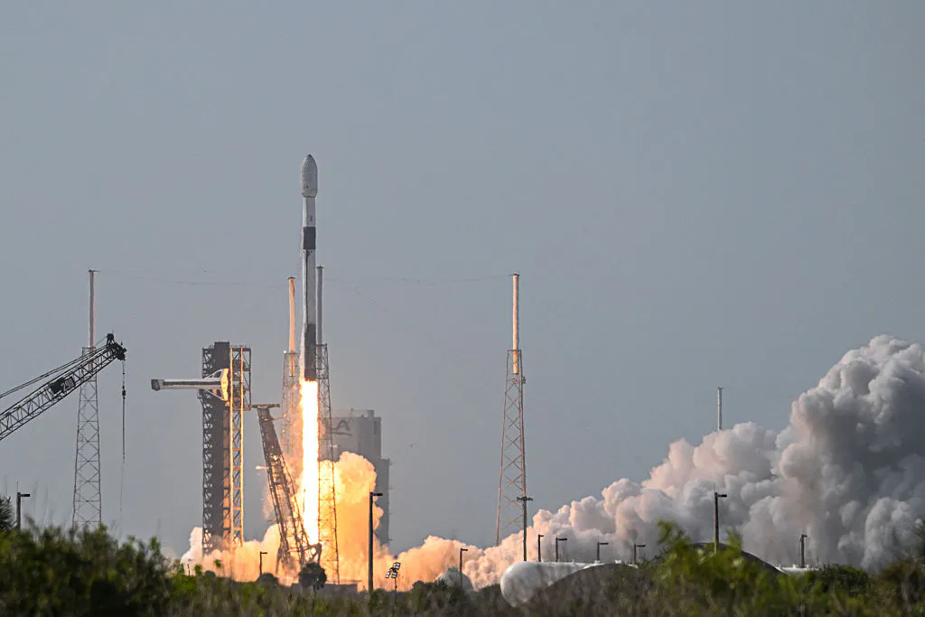 SpaceX Rocket Crashes Into The Moon