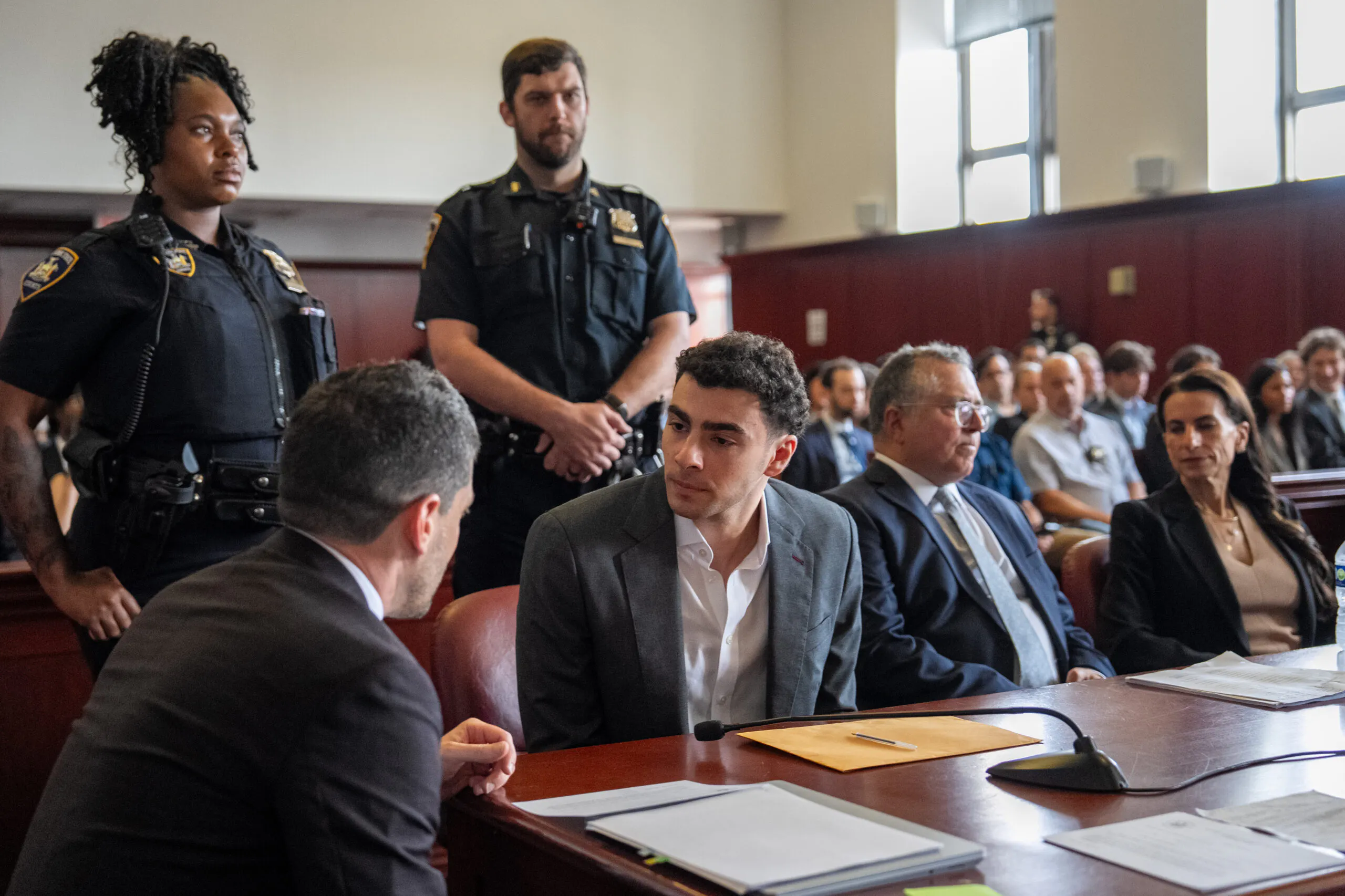Luigi Mangione Weighs Unusual Plea Move That Could Derail State Murder Trial