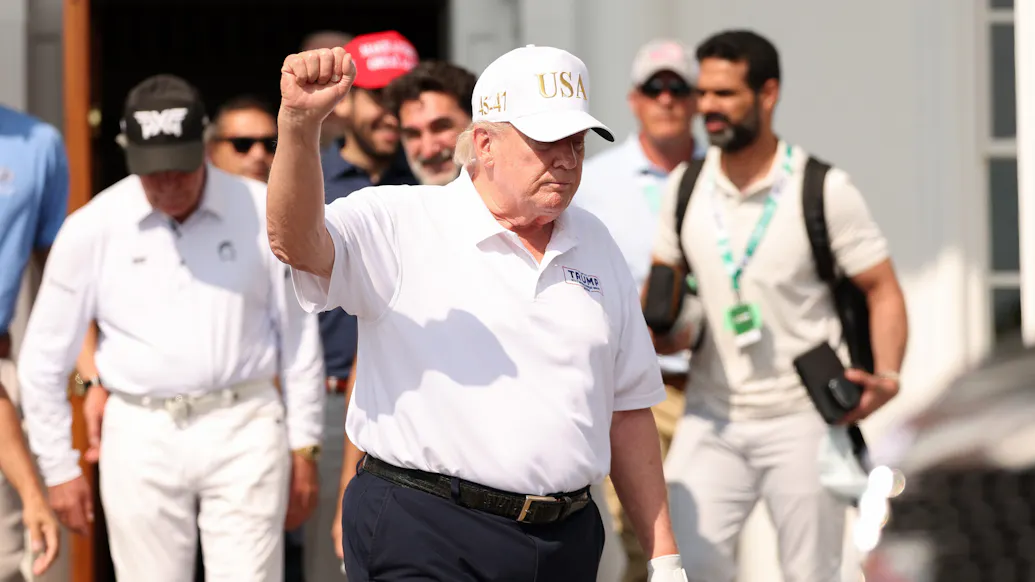 F-16s Scramble After Planes Breach No-Fly Zone Over Trump’s Golf Club