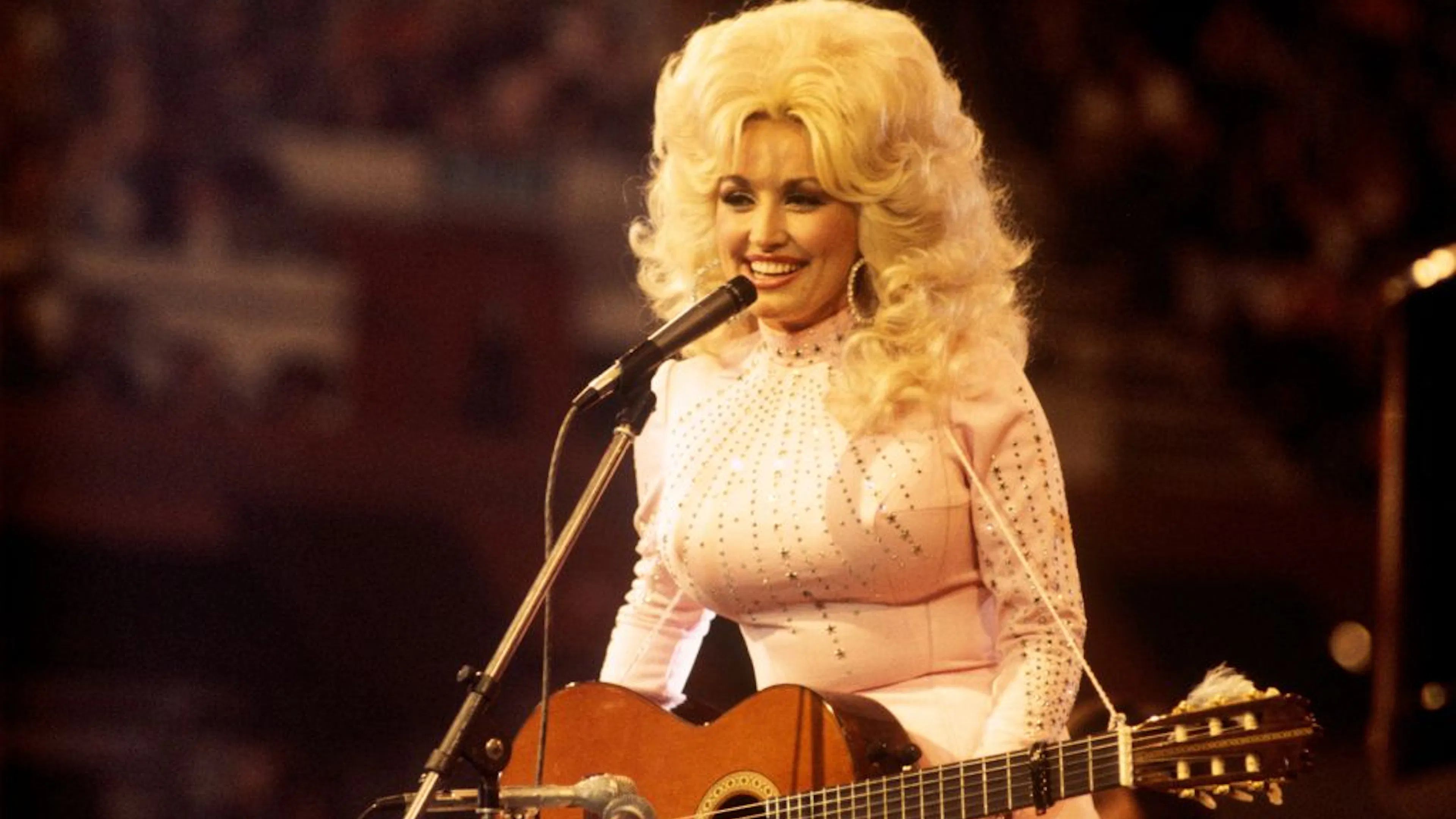 How Dolly Parton Conquered America