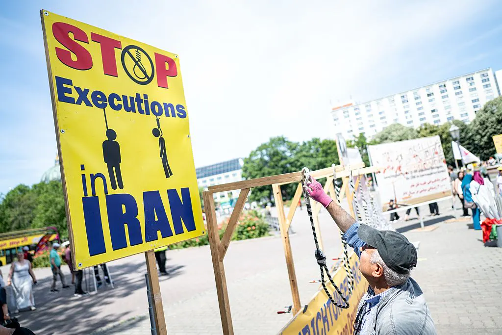 Iran’s Execution Spree: 10 Young Activists Condemned To Death In Sham Isfahan Trial