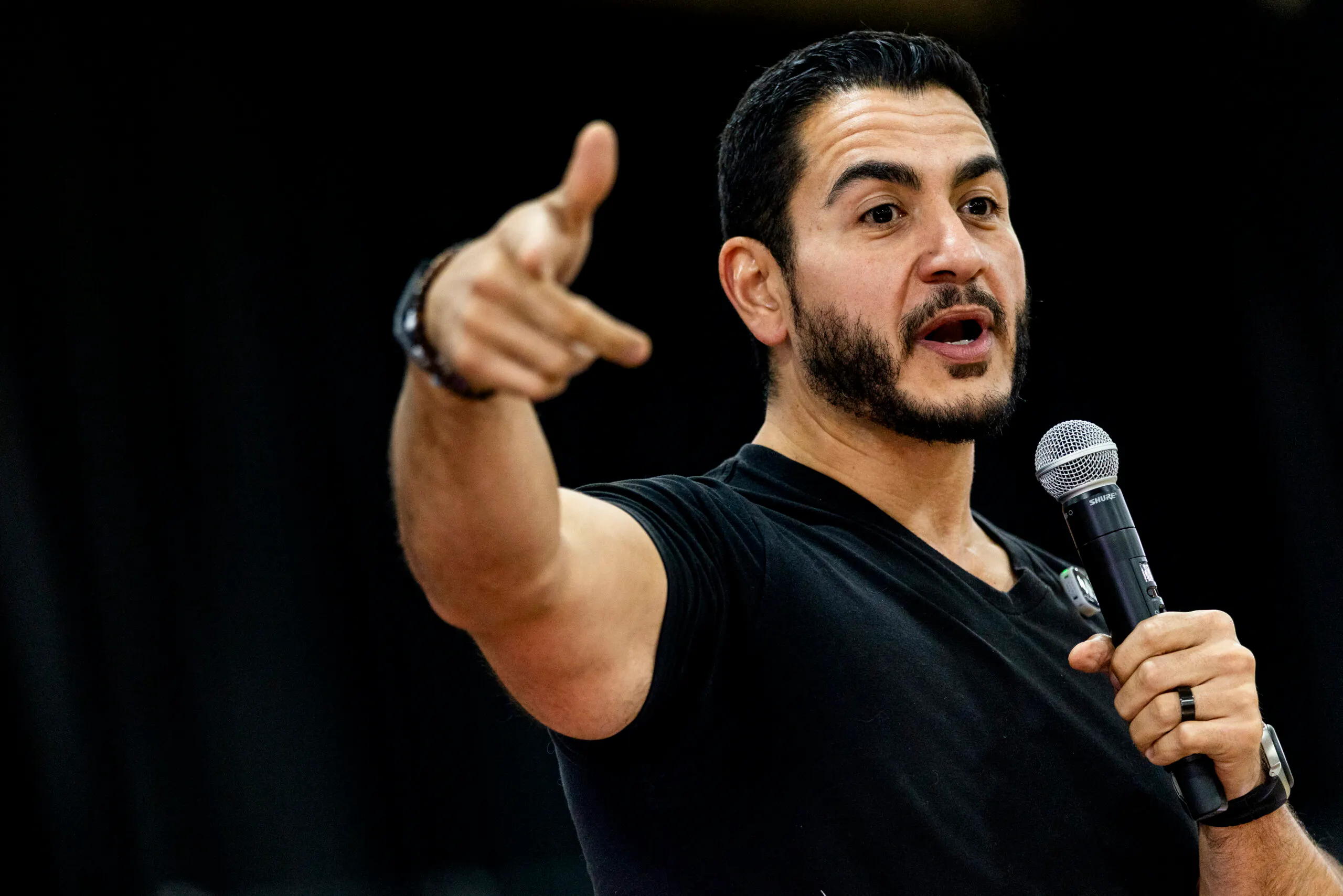El-Sayed Says His ‘Whole *ss’ Medical Degree Qualifies Him To Green-Light Child Sex Changes