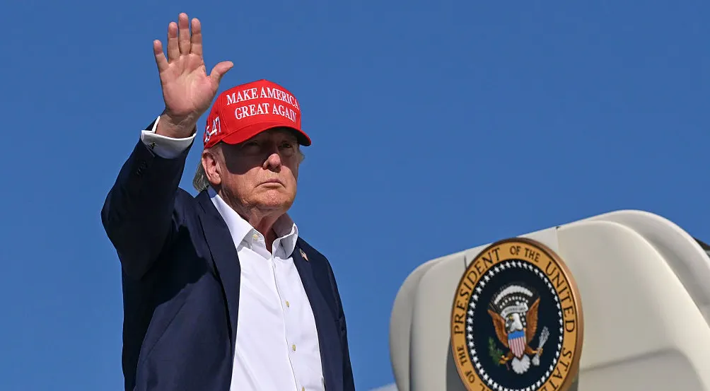 Trump Honors 9/11 Heroes And Victims In Powerful White House Tribute